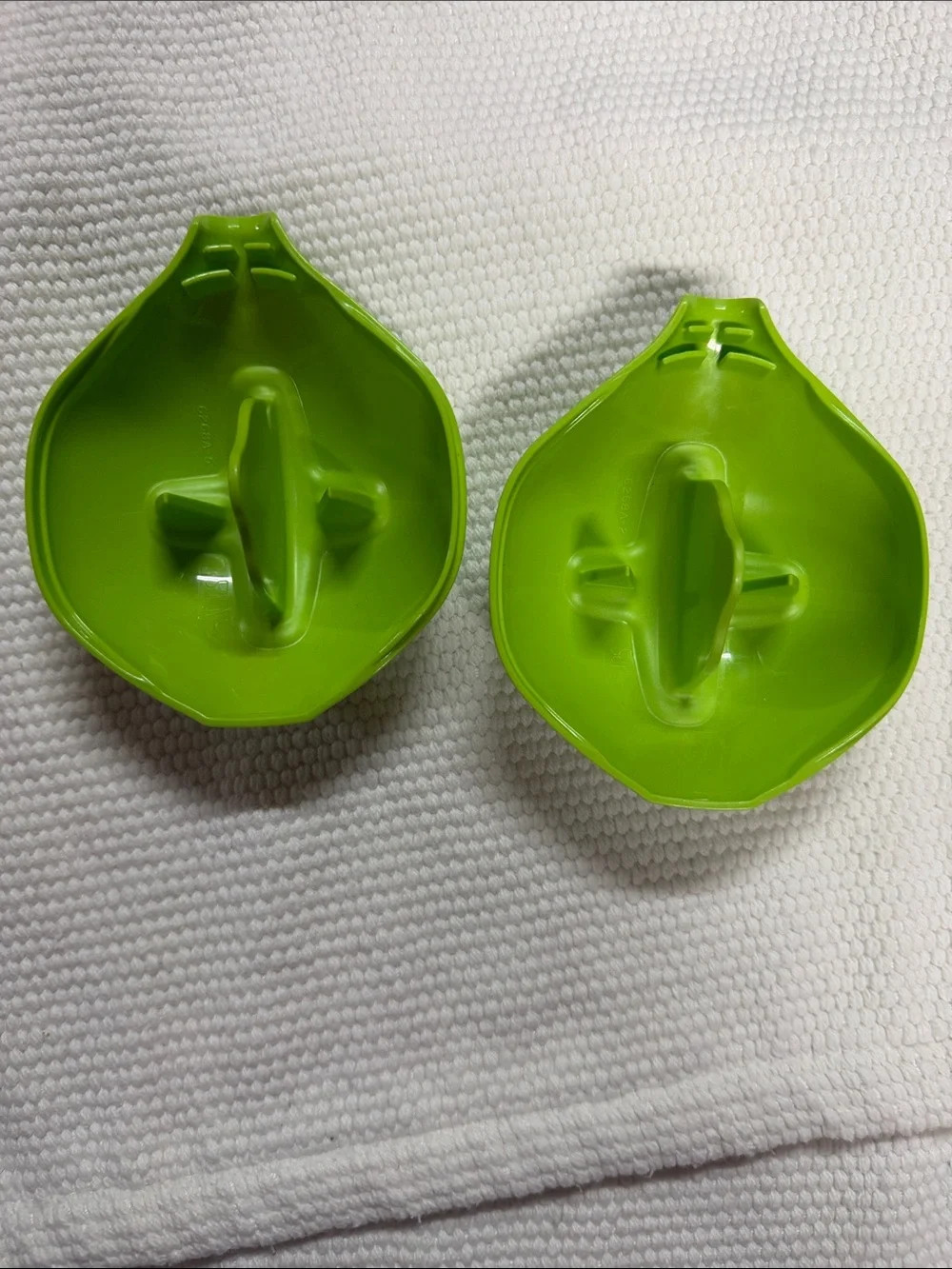 Tupperware Lime Green Juicer